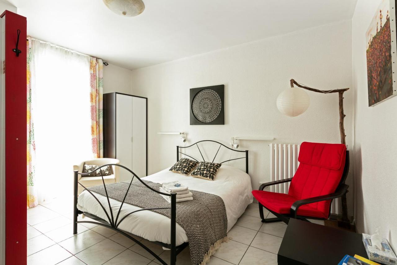 La Cle D'Or Bed & Breakfast Servian Exterior photo